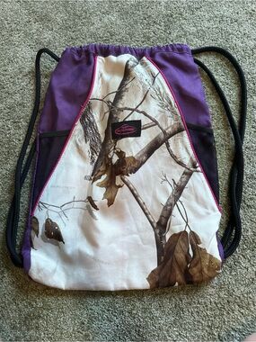 Realtree Purple Camo Drawstring Bag with Pink Trim